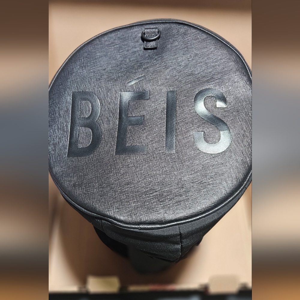 NWT BÉIS Mini Duffel. Rare And Hard To Find